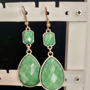 Vintage Green Dangling Drop Earrings